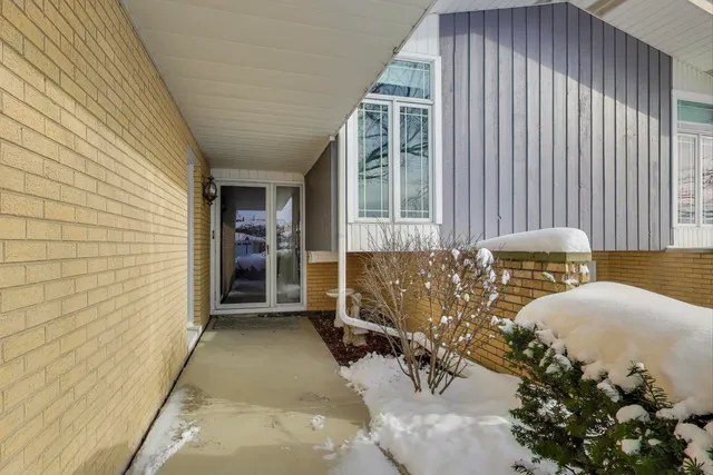 $317,000 | 15441 Betty Ann Lane, Oak Forest, IL 60452