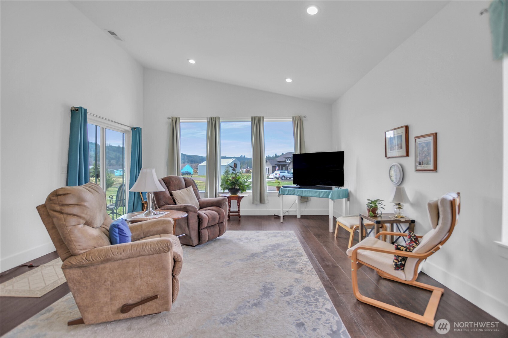 30 Nature Loop Cathlamet, WA 98612 - Photo 12 of 31