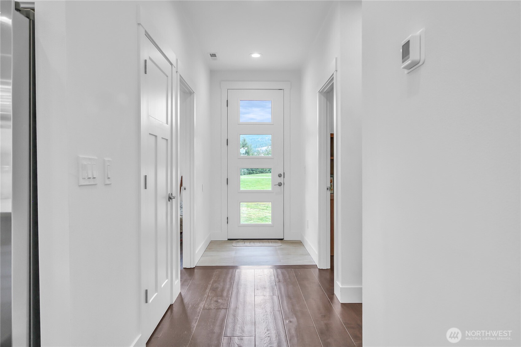 30 Nature Loop Cathlamet, WA 98612 - Photo 2 of 31