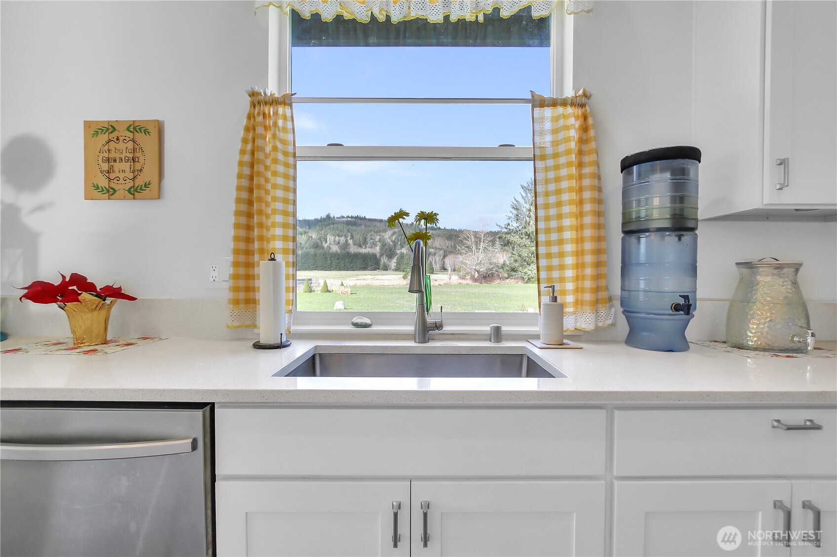 30 Nature Loop Cathlamet, WA 98612 - Photo 5 of 31