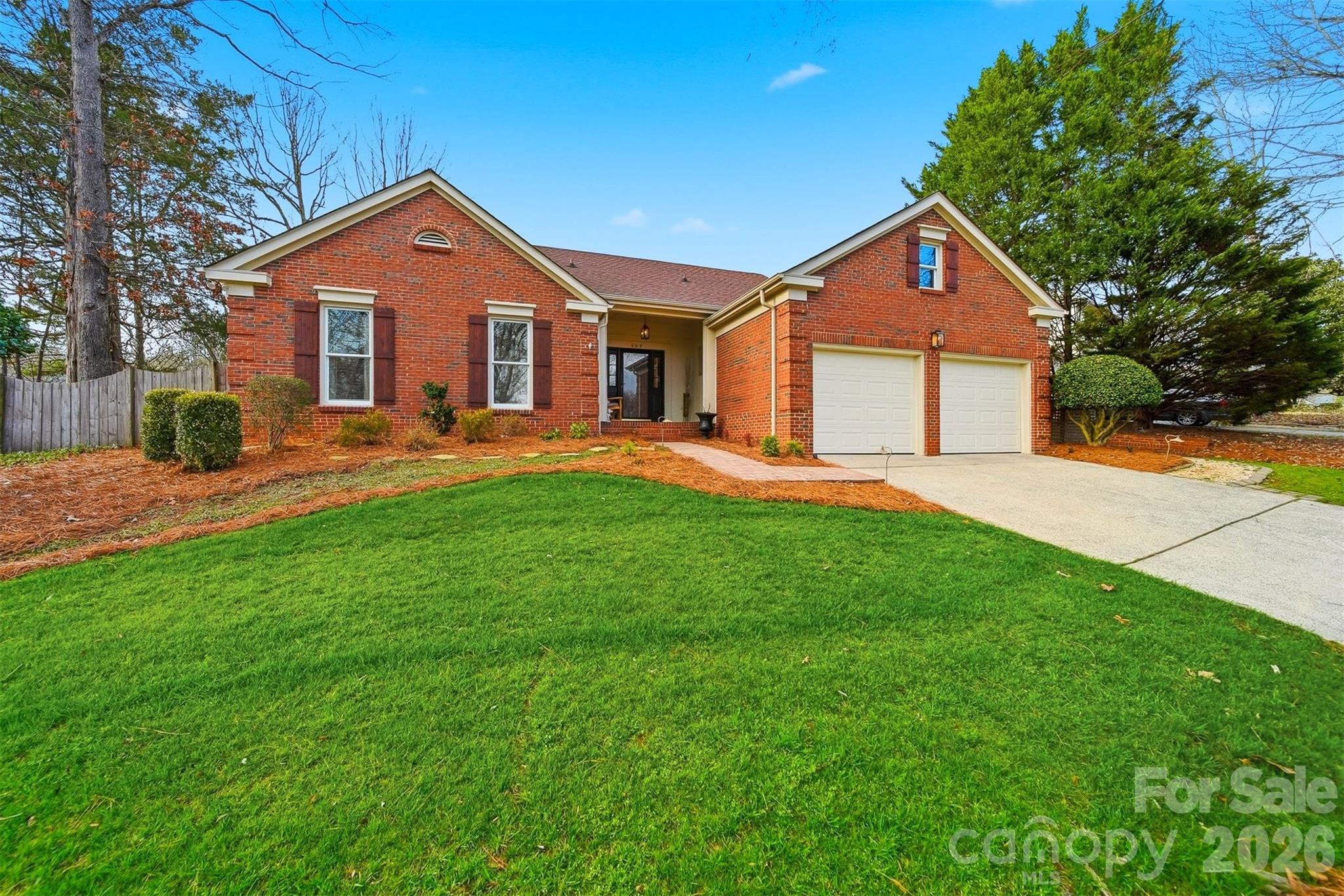 609 Fredricksburg Road Matthews, NC 28105 - Photo 2 of 41