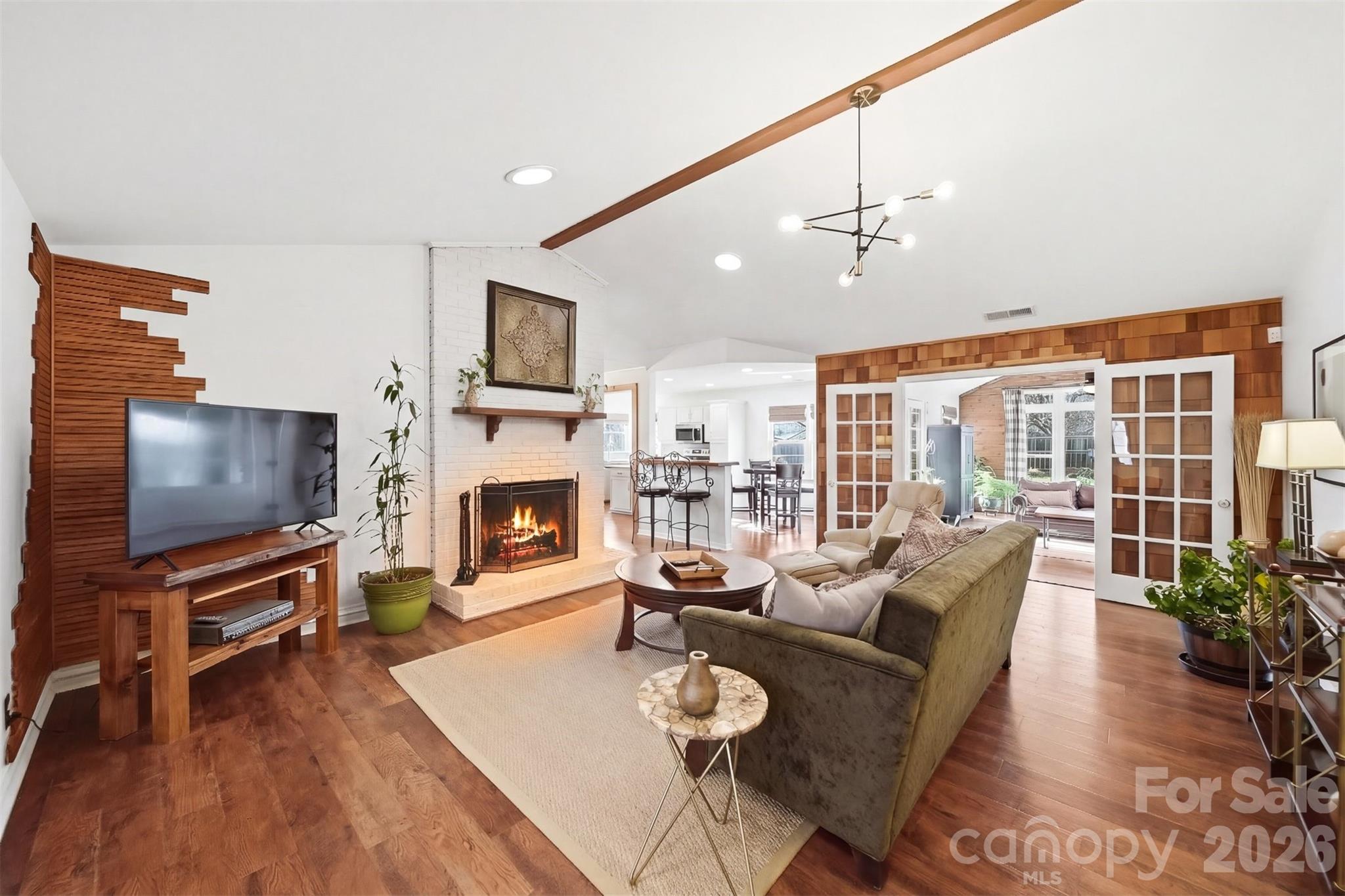 609 Fredricksburg Road Matthews, NC 28105 - Photo 4 of 41