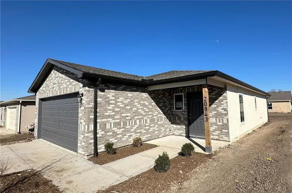 $275,000 | 20843 Fairview Street, Edgerton, KS 66021