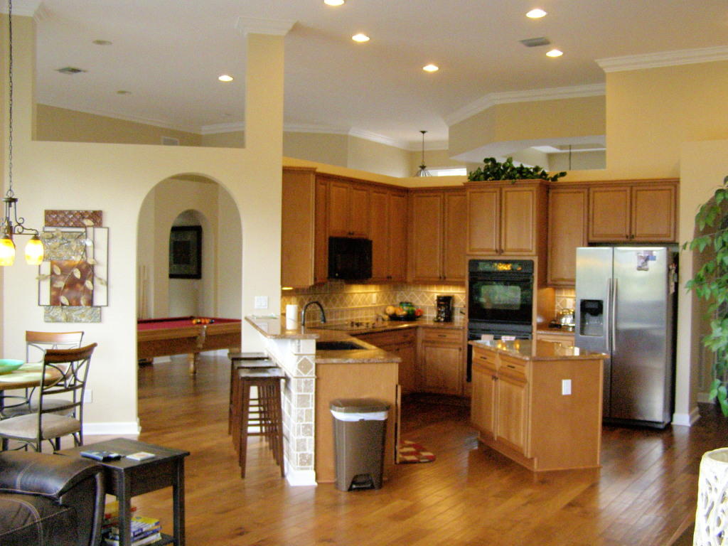 335 Southwest Lost River Road Stuart, FL 34997 - Photo 20 of 34 High ceilings
