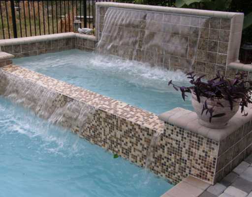 335 Southwest Lost River Road Stuart, FL 34997 - Photo 4 of 34 Such a pretty large spa