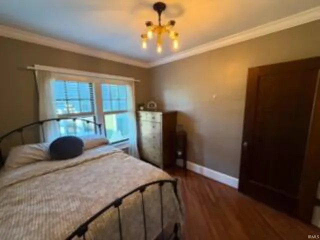 $259,900 | 2021 Park Avenue, Bedford, IN 47421