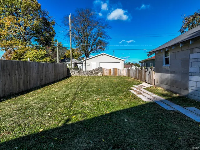 $259,900 | 2021 Park Avenue, Bedford, IN 47421