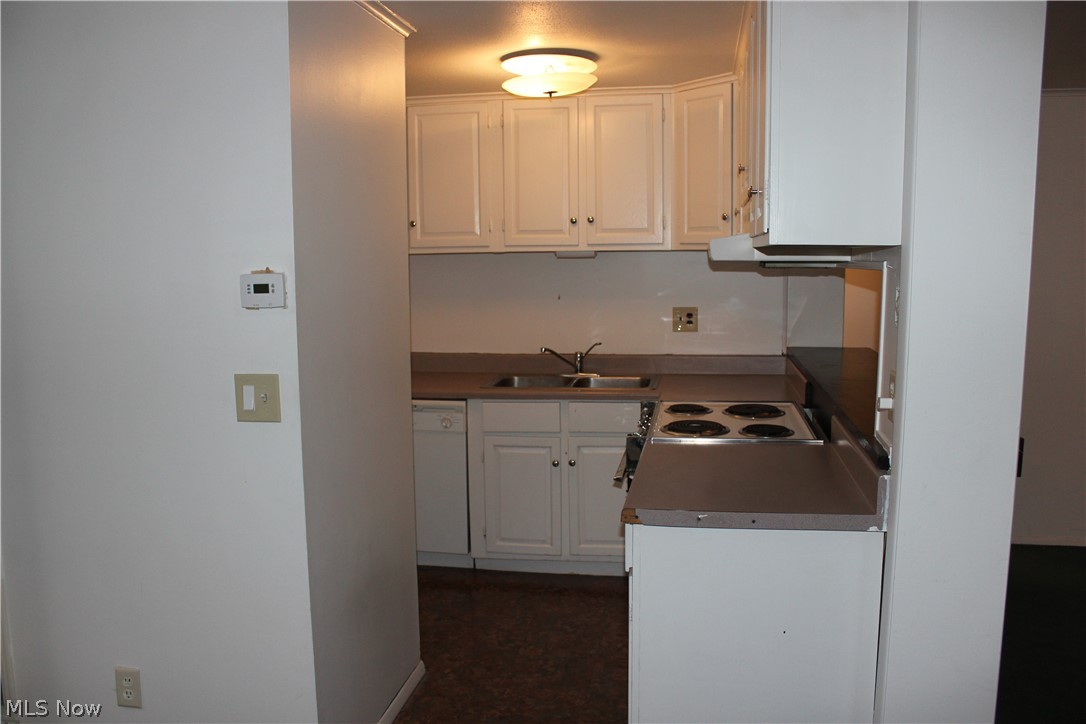 7357 Fox Mill Road, Unit 25C Mentor, OH 44060 - Photo 4 of 11 Gallery Image 4