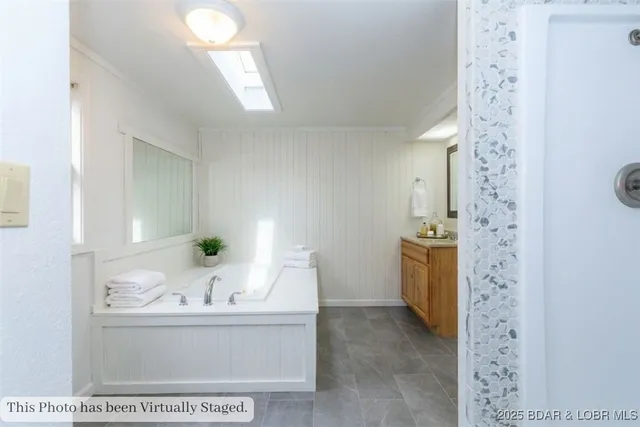 $305,000 | 168 Nellie Lane, Linn Creek, MO 65052