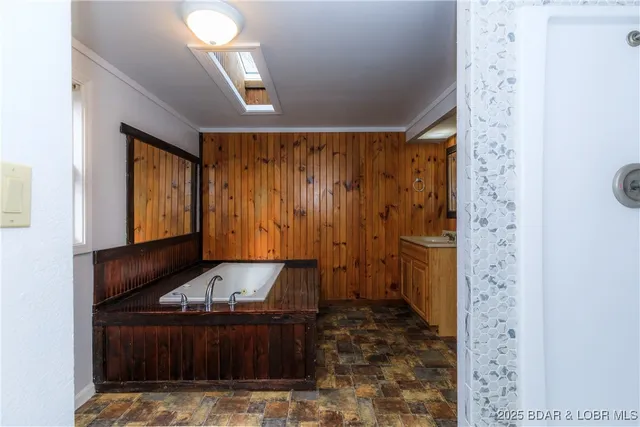 $315,000 | 168 Nellie Lane, Linn Creek, MO 65052