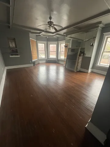 $1,950 | 4958 South Michigan Avenue, Unit 1S, Chicago, IL 60615