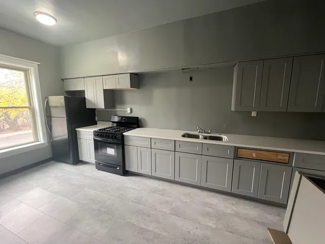 $1,950 | 4958 South Michigan Avenue, Unit 1S, Chicago, IL 60615