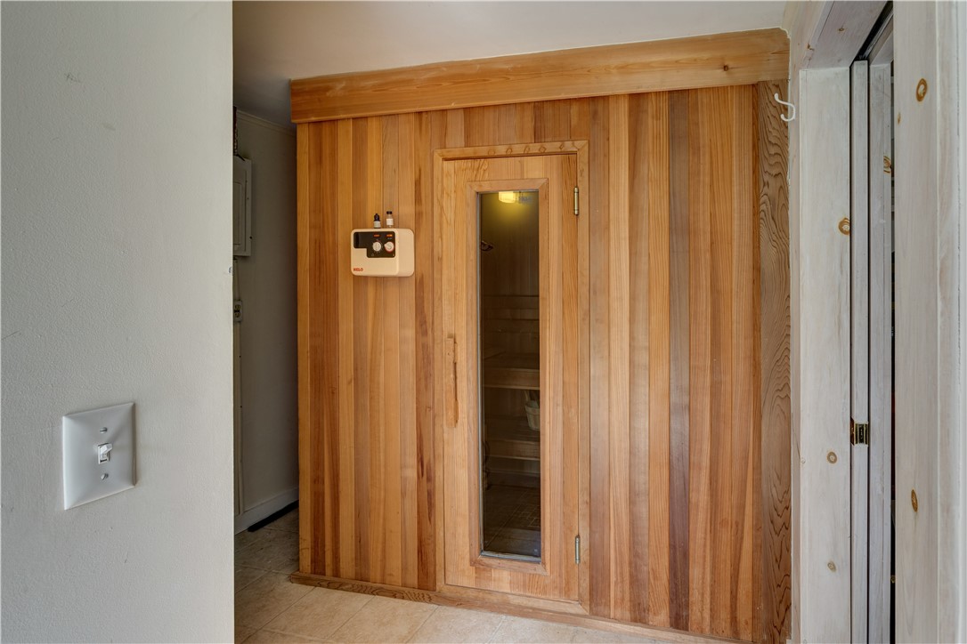 271 Cartwright Road Roxbury, NY 12421 - Photo 41 of 50 Guest House Sauna
