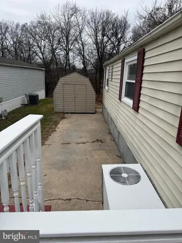 a view of a back yard of the house
