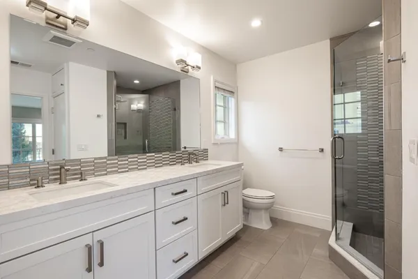 $5,700 | 436 Laurel Street, Unit 3, San Carlos, CA 94070