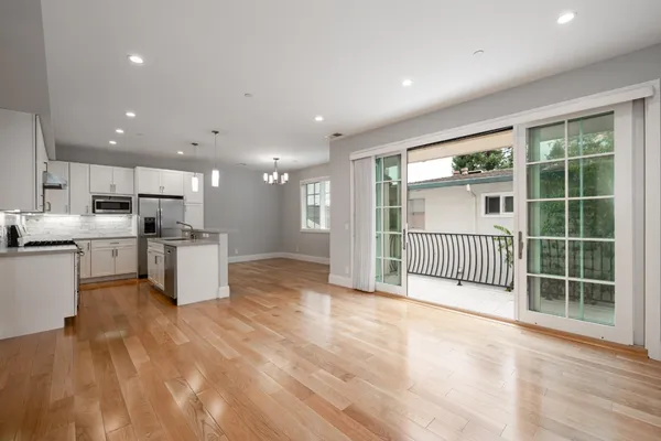 $5,700 | 436 Laurel Street, Unit 3, San Carlos, CA 94070