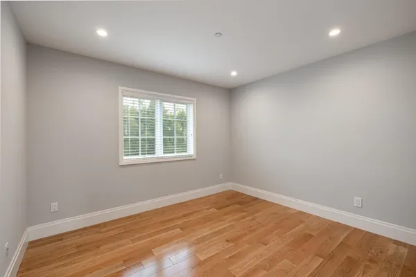 $5,700 | 436 Laurel Street, Unit 3, San Carlos, CA 94070