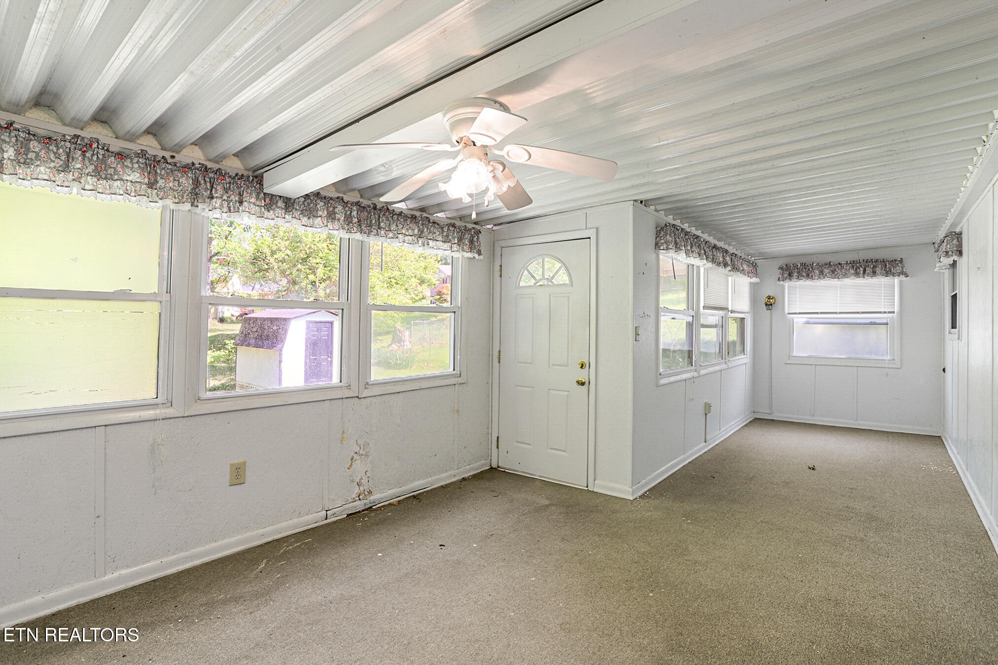 2015 Carolyn Drive Jefferson City, TN 37760 - Photo 20 of 44 a view of an empty room with a window