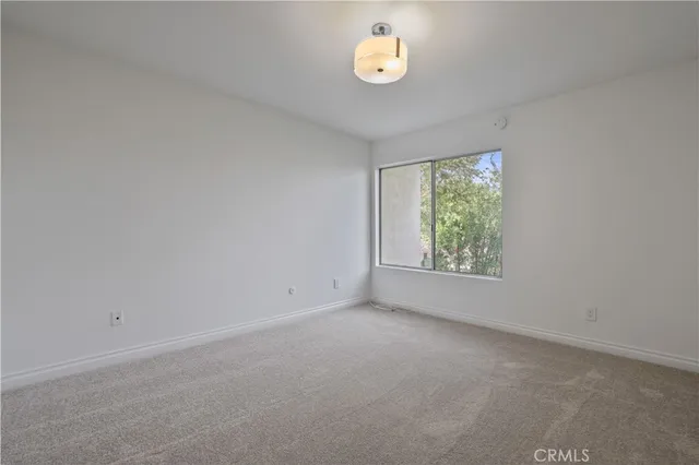 $379,000 | 23515 Lyons Avenue, Unit 281, Valencia, CA 91355