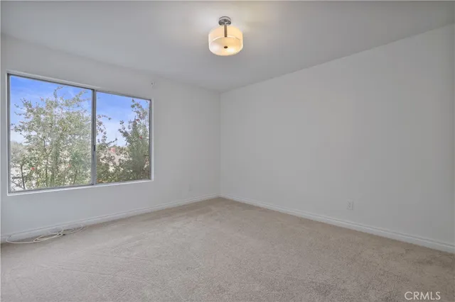 $379,000 | 23515 Lyons Avenue, Unit 281, Valencia, CA 91355