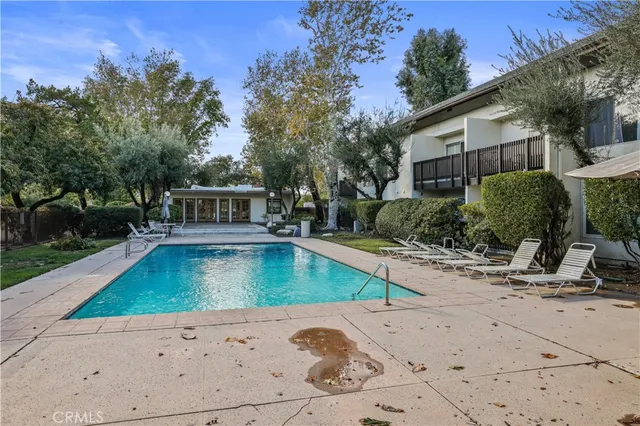 $379,000 | 23515 Lyons Avenue, Unit 281, Valencia, CA 91355