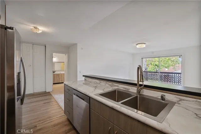 $379,000 | 23515 Lyons Avenue, Unit 281, Valencia, CA 91355