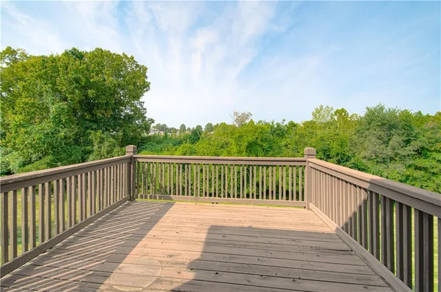 $320,000 | 4500 Harvard Lane, Kansas City, MO 64133