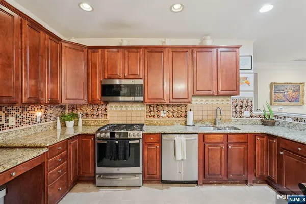 $419,000 | 5203 Warrens Way, Wanaque, NJ 07465