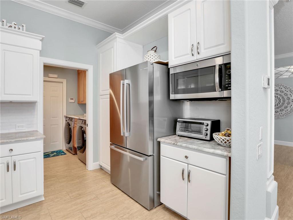 1774 Ivy Pointe Court Naples, FL 34109 - Photo 14 of 45