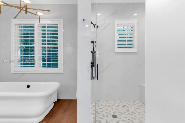 $10,500,000 | 7426 Southwest 49th Place, Miami, FL 33143