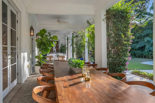 $10,500,000 | 7426 Southwest 49th Place, Miami, FL 33143