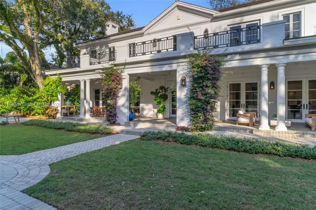 $10,500,000 | 7426 Southwest 49th Place, Miami, FL 33143