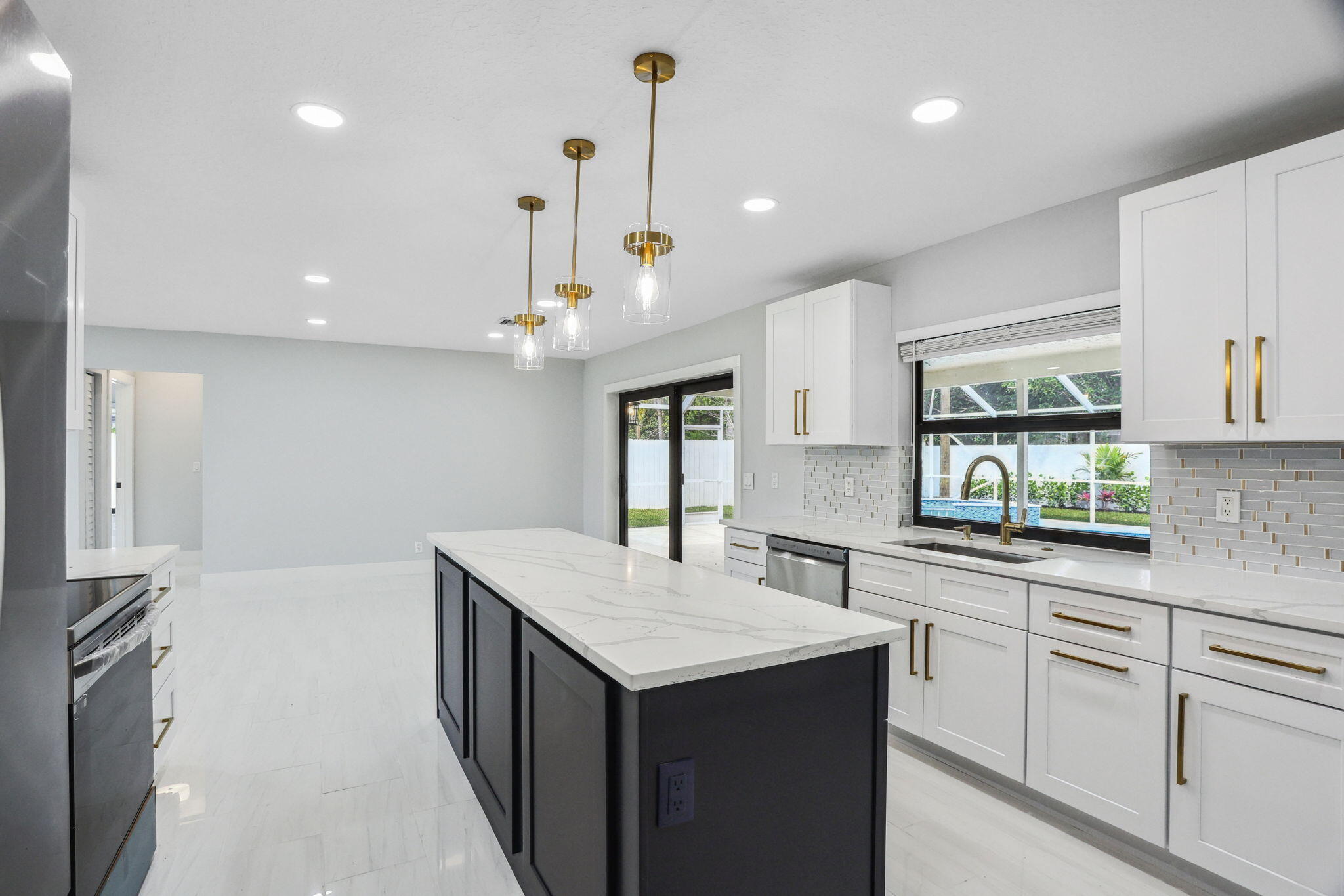 521 Curlew Road Delray Beach, FL 33444 - Photo 12 of 41 26-web-or-mls-0E2A9467