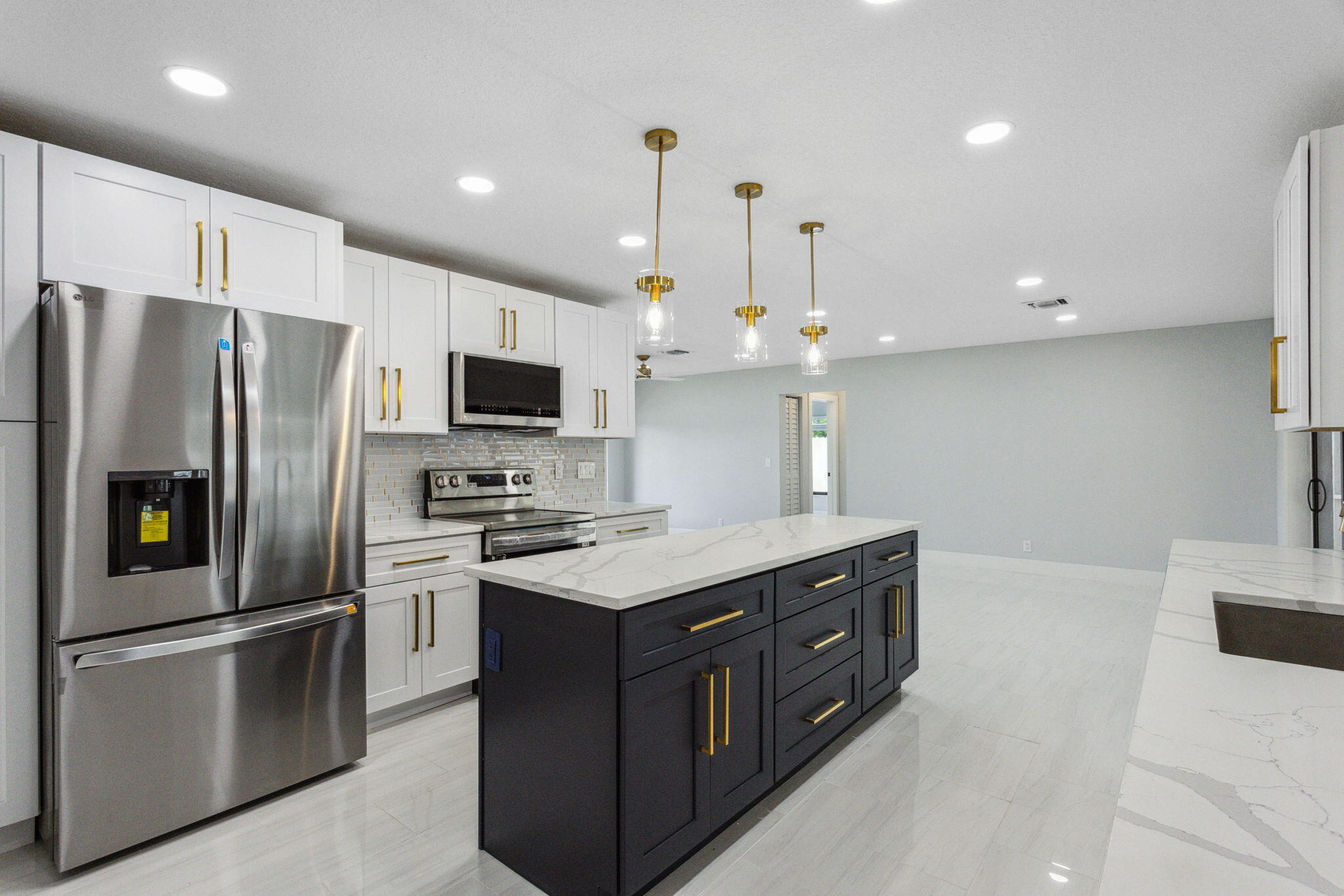 521 Curlew Road Delray Beach, FL 33444 - Photo 14 of 41 27-web-or-mls-0E2A9472