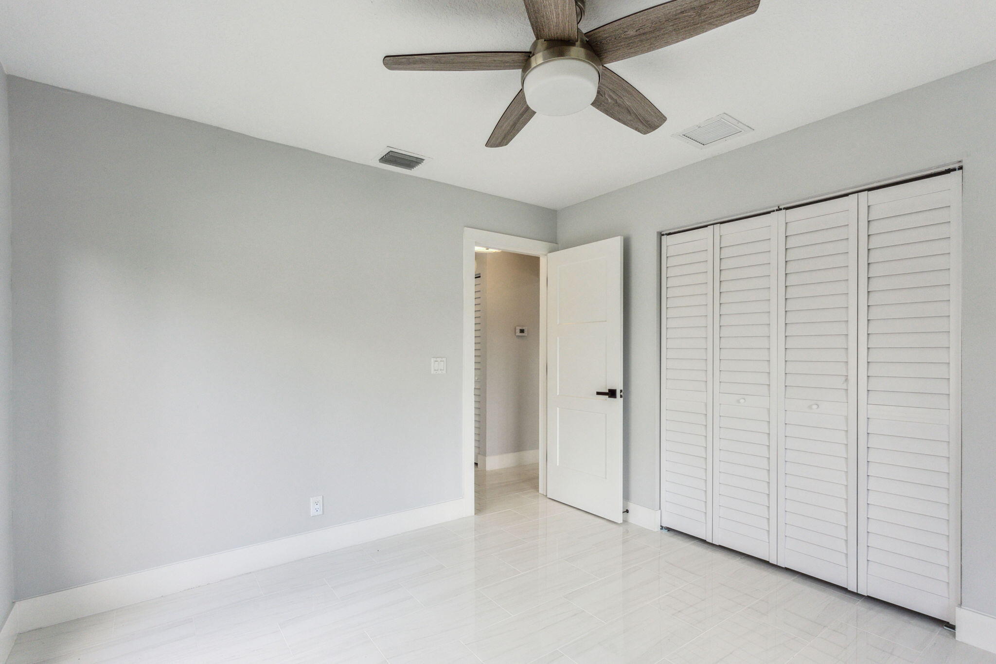 521 Curlew Road Delray Beach, FL 33444 - Photo 30 of 41 31-web-or-mls-0E2A9517