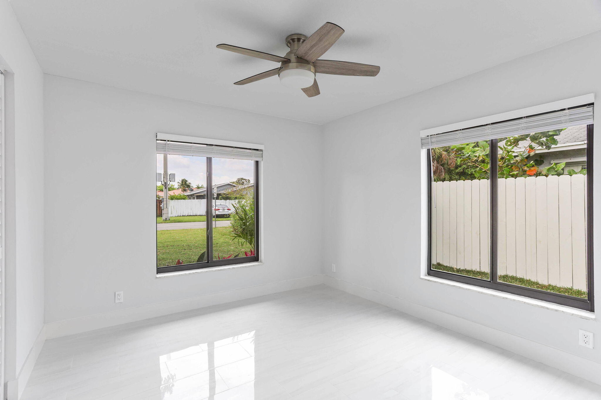 521 Curlew Road Delray Beach, FL 33444 - Photo 35 of 41 42-web-or-mls-0E2A9512