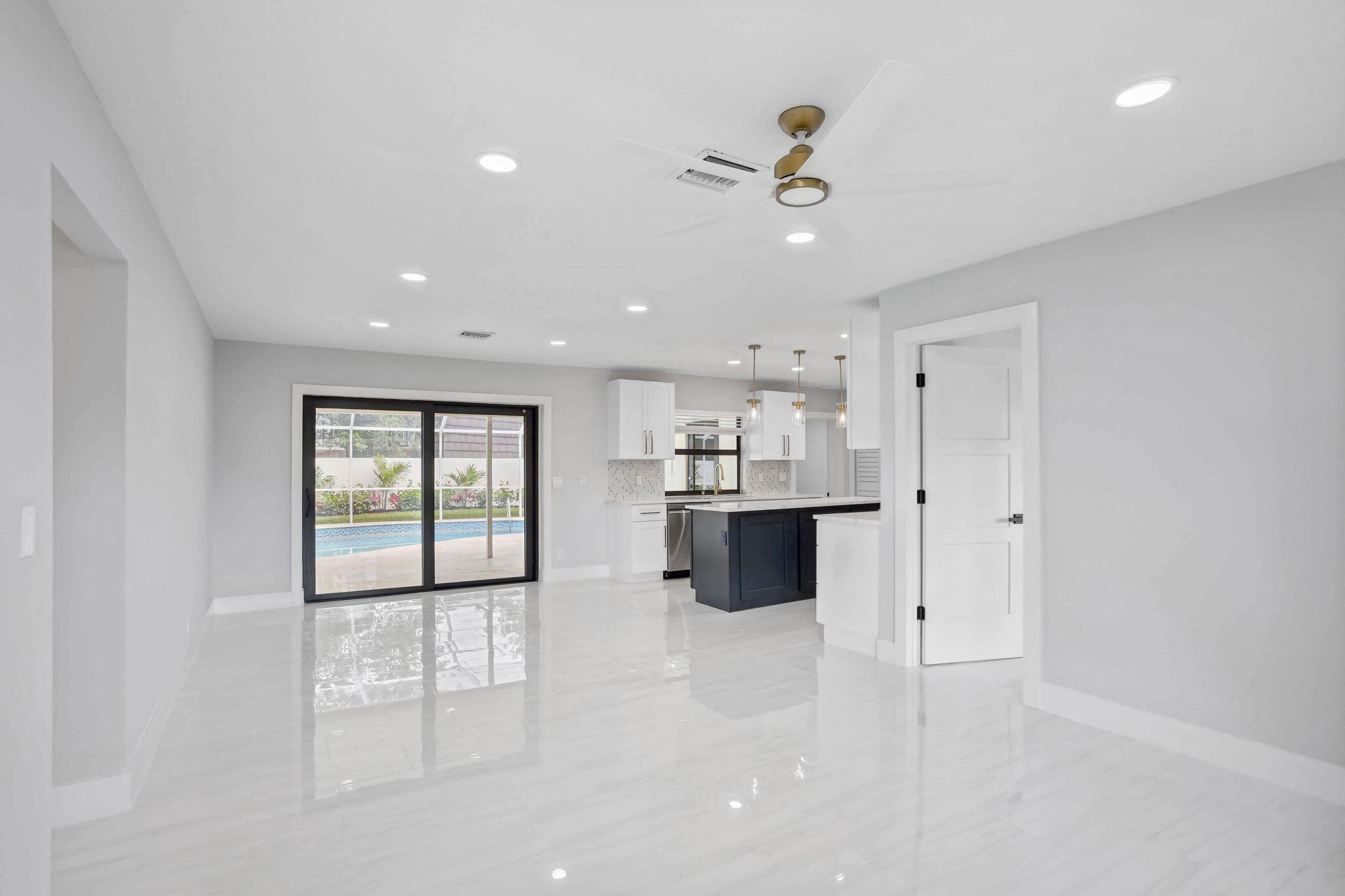 521 Curlew Road Delray Beach, FL 33444 - Photo 9 of 41 35-web-or-mls-0E2A9442