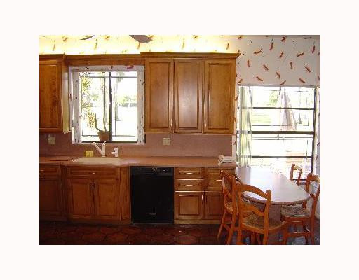 8216 Northwest 80th Street Tamarac, FL 33321 - Photo 5 of 16 Kitchen