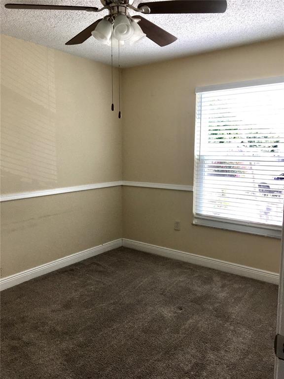539 Libby Road Babson Park, FL 33827 - Photo 52 of 89 an empty room with a window