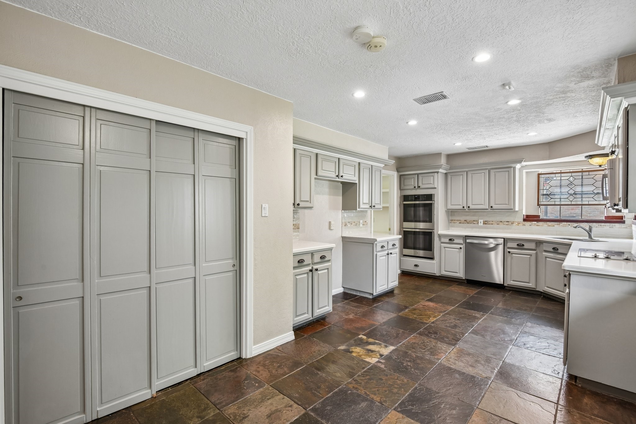 17703 Oaksham Lane Spring, TX 77379 - Photo 13 of 46