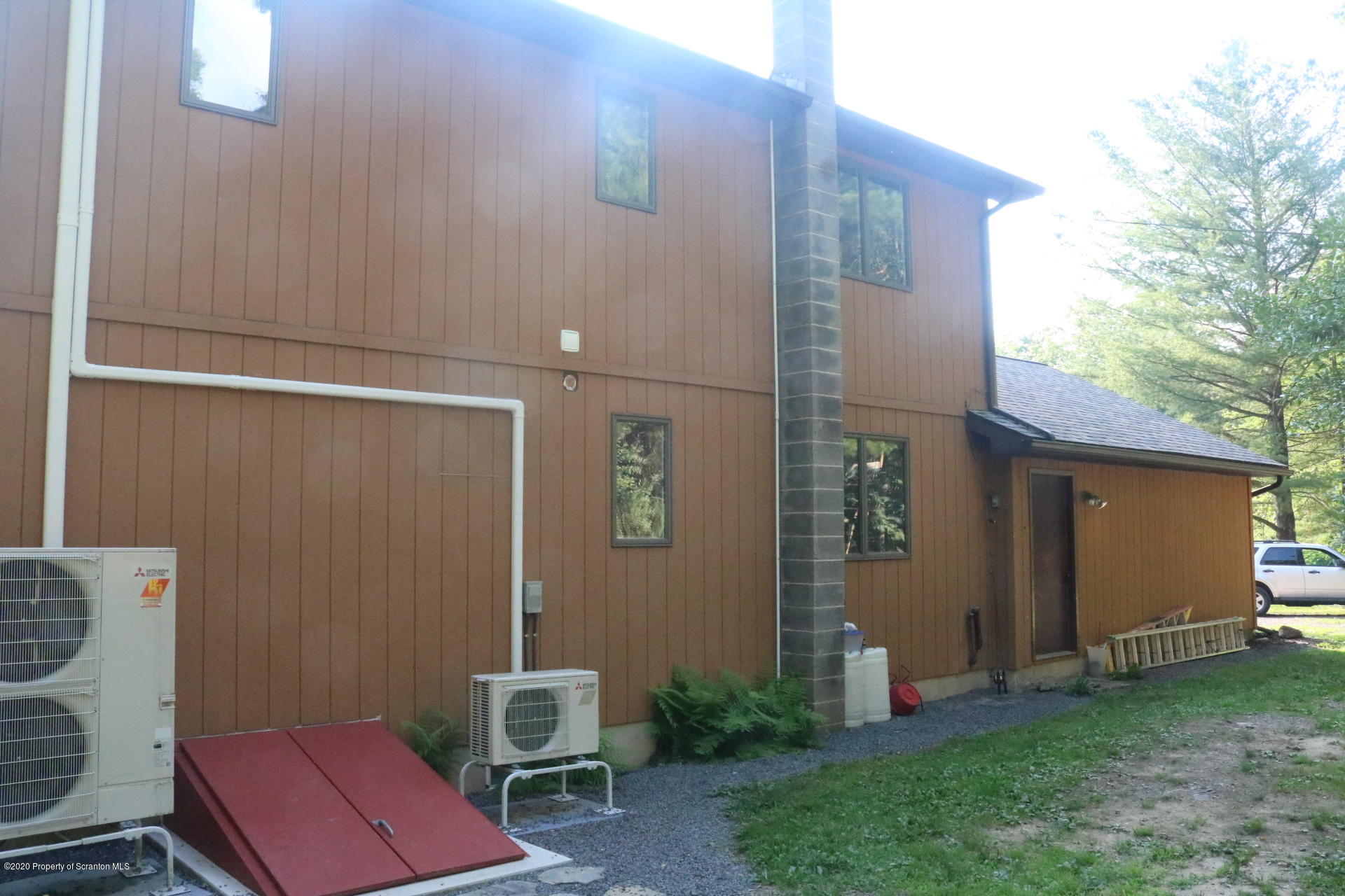 871 Swamp Road Hunlock Creek, PA 18621 - Photo 9 of 64