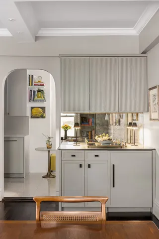 $995,000 | 419 East 57th Street, Unit 2D | Sutton Place