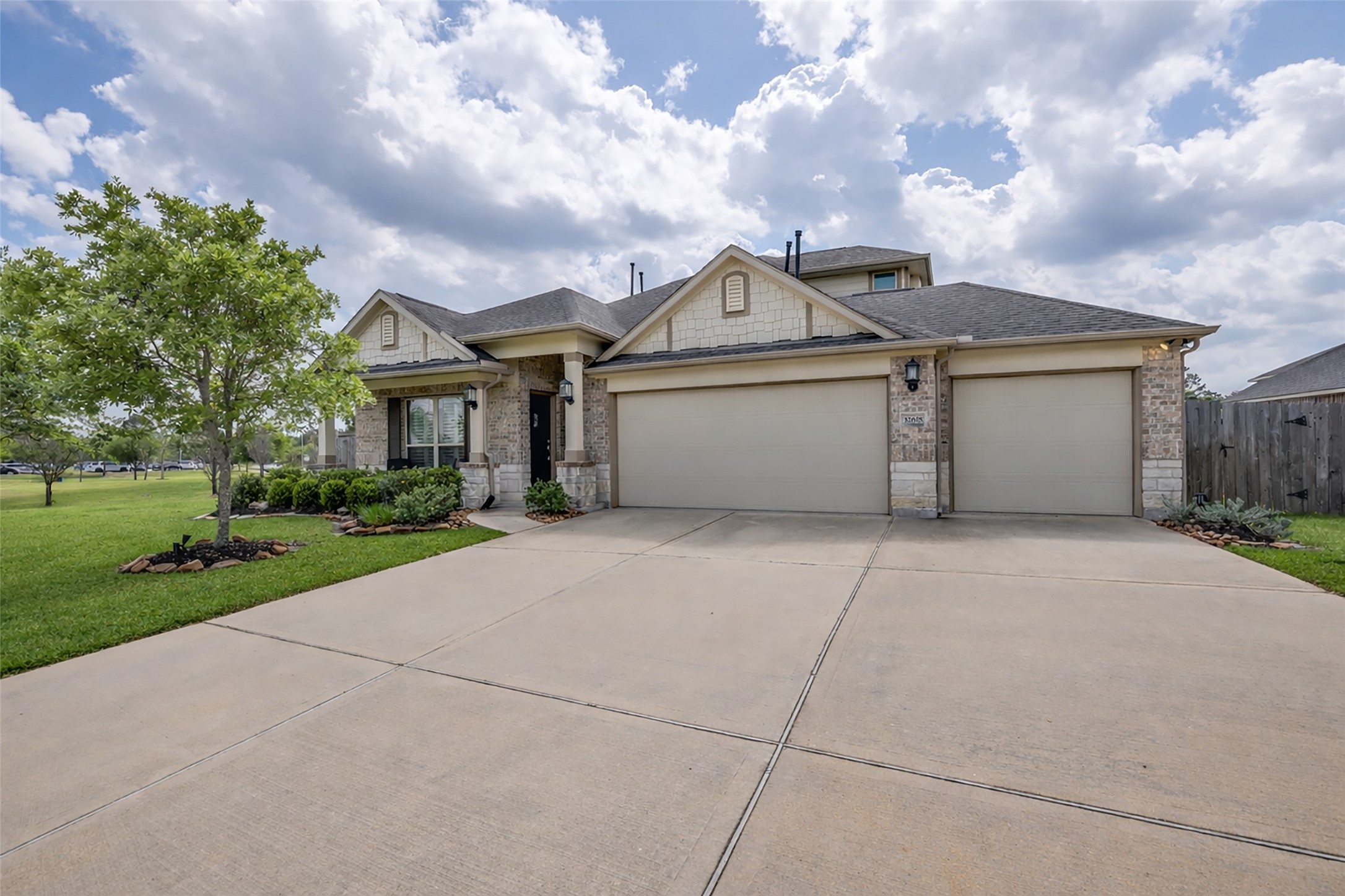 32618 Twilight Gable Court Spring, TX 77386 - Photo 2 of 44