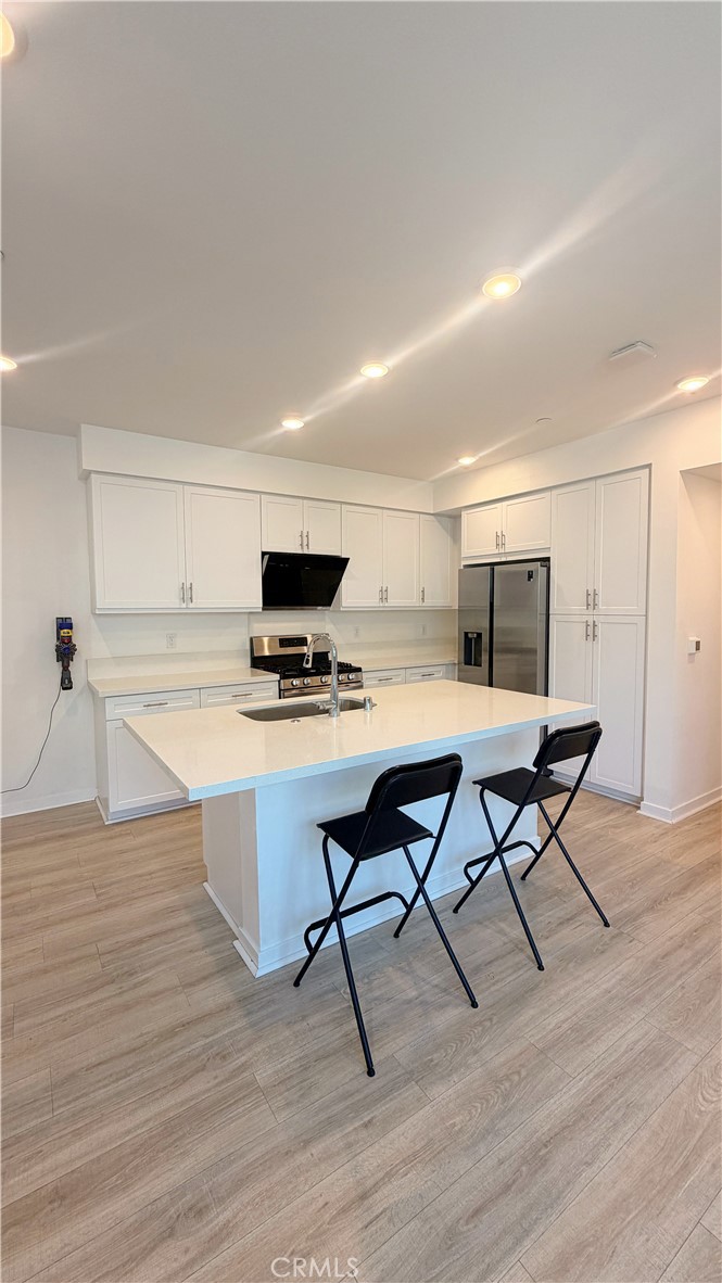 9628 Nova Place Rancho Cucamonga, CA 91730 - Photo 1 of 14 Kitchen
