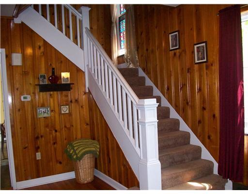 1 Hays Street Rural Ridge, PA 15075 - Photo 8 of 17 Entry/Foyer.