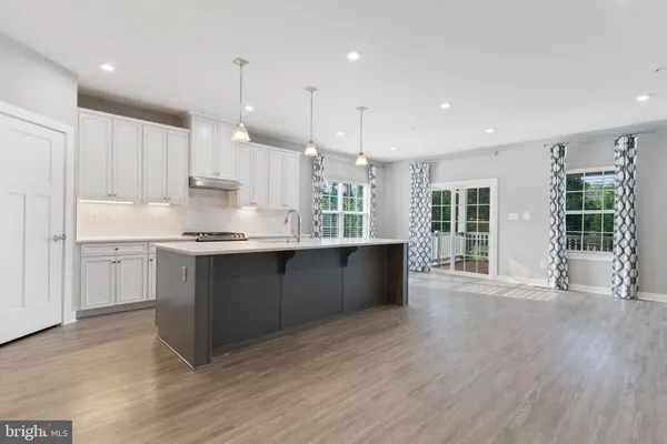 $690,000 | 10602 Starfire Lane, Waldorf, MD 20603