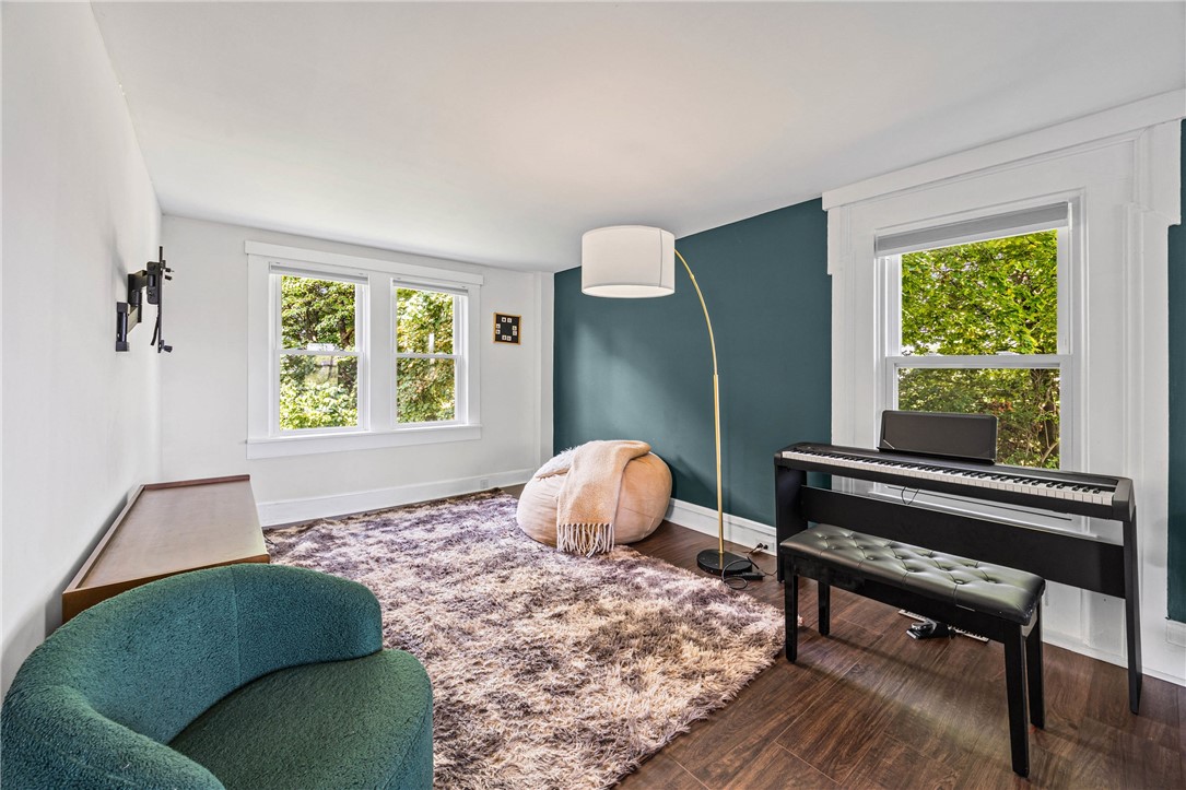 393 Mendon Center Road Pittsford, NY 14534 - Photo 6 of 25 Gallery Image 6