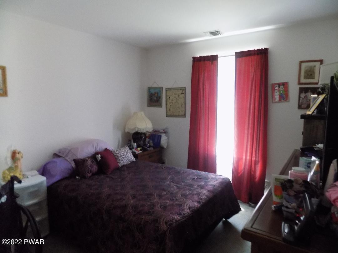 379 Long Meadow Road Milford, PA 18337 - Photo 10 of 19