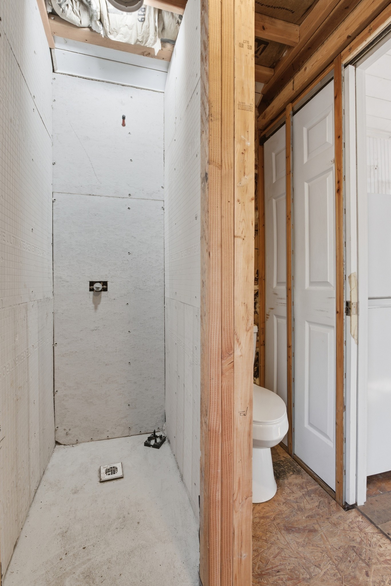 3972 Skelley Road Santa Fe, TN 38482 - Photo 30 of 47 a bathroom with a shower and toilet