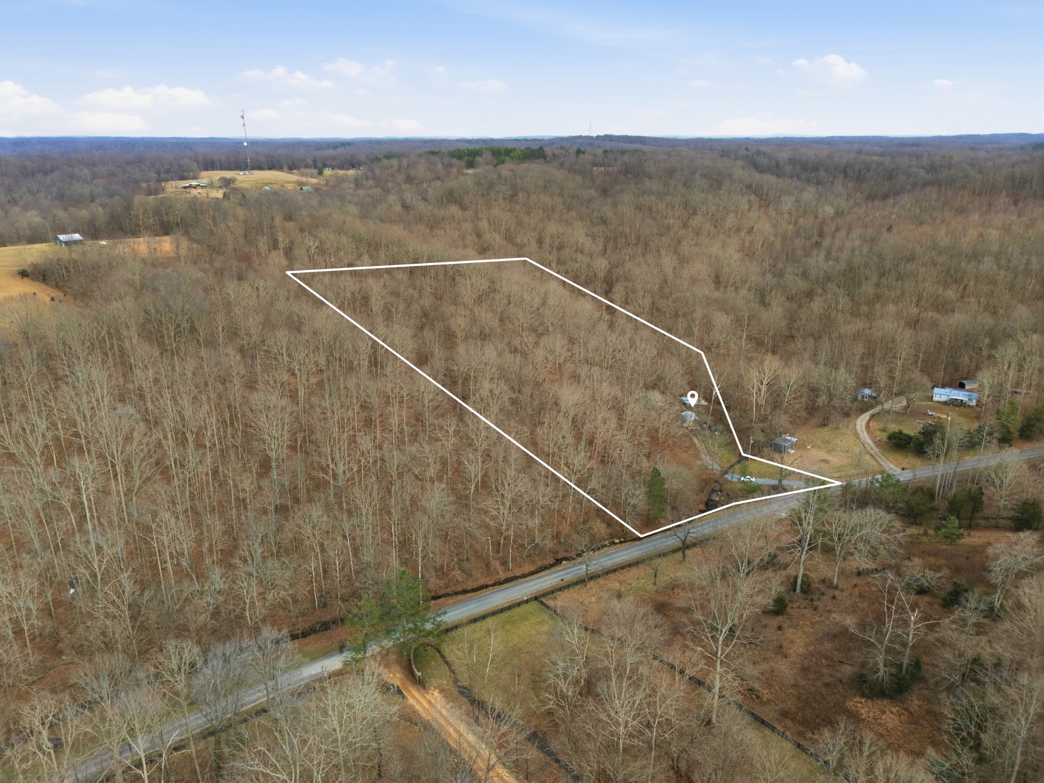 3972 Skelley Road Santa Fe, TN 38482 - Photo 10 of 47 a bathroom with a shower